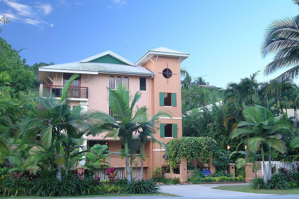 Martinique On Macrossan Aparthotel Port Douglas Exterior foto