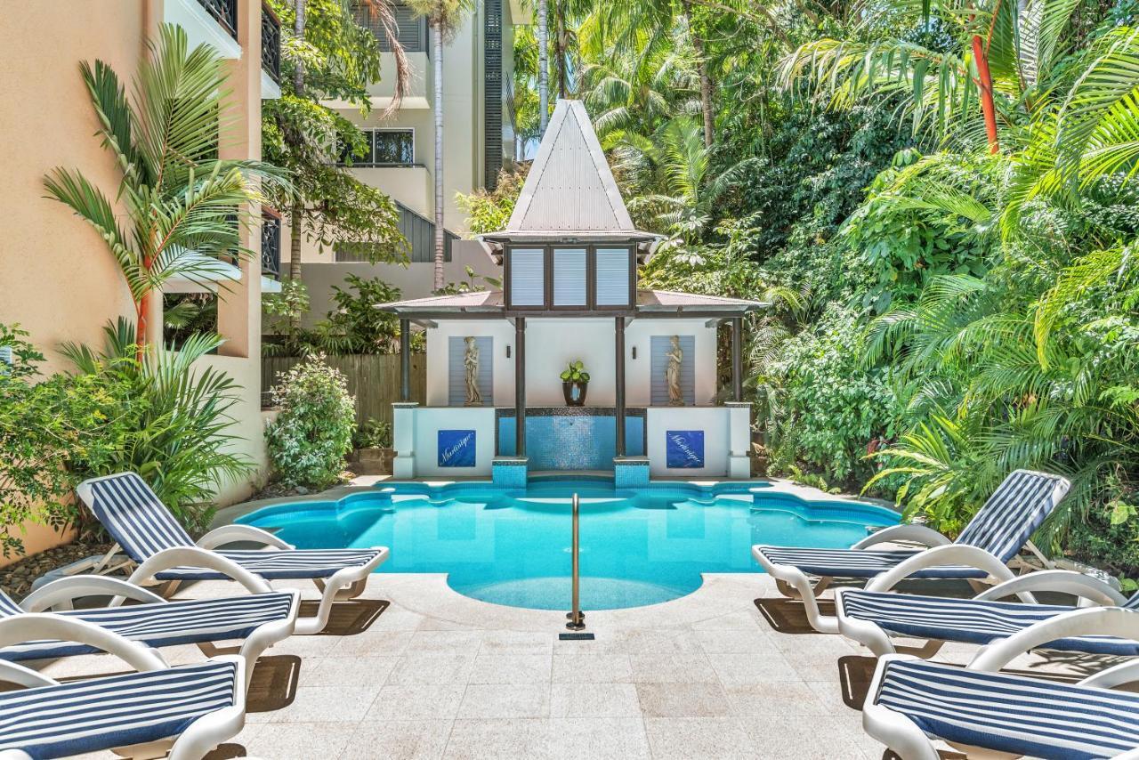 Martinique On Macrossan Aparthotel Port Douglas Exterior foto